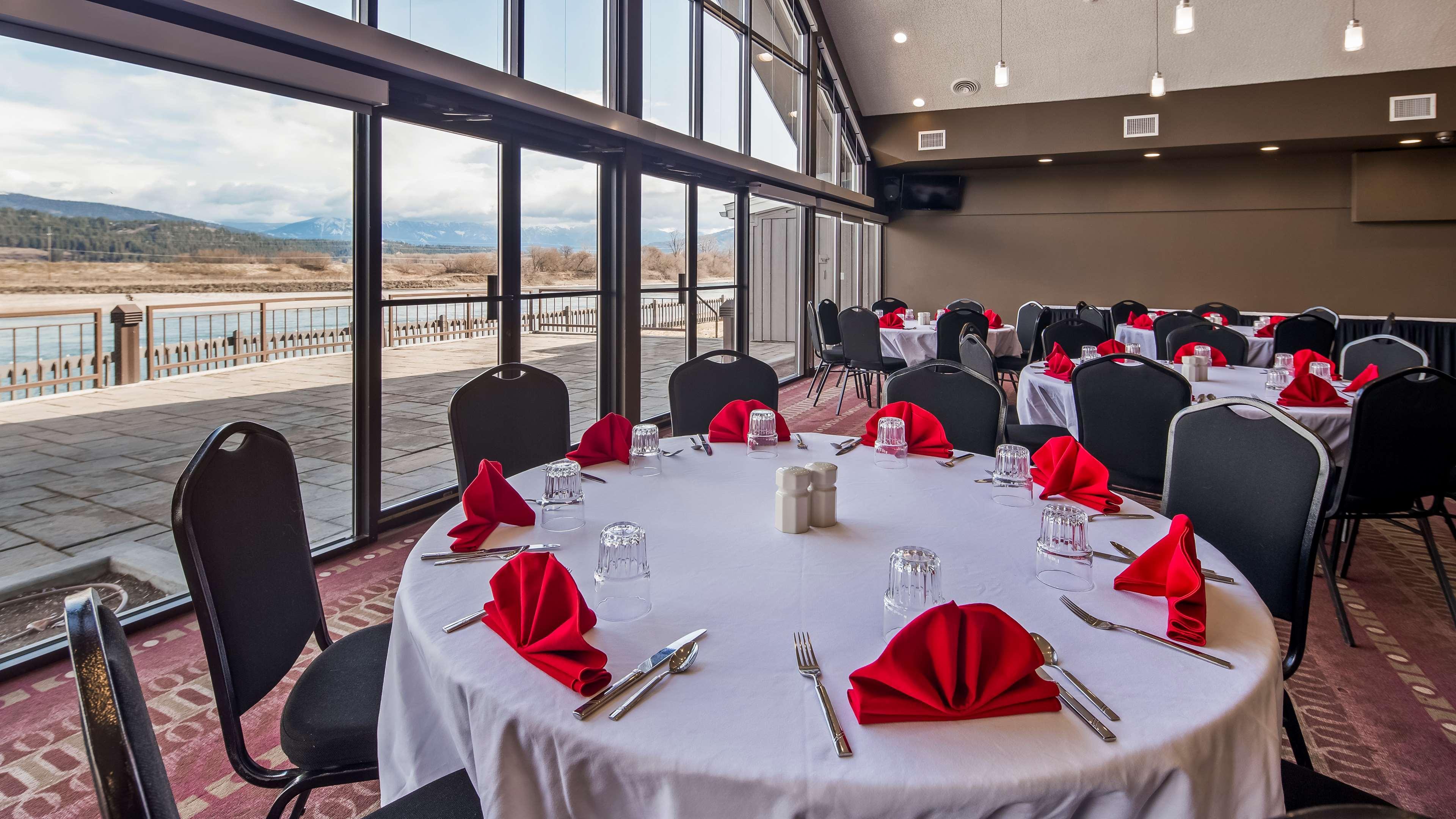 Best Western Plus Kootenai River Inn Casino & Spa Bonners Ferry Exterior foto